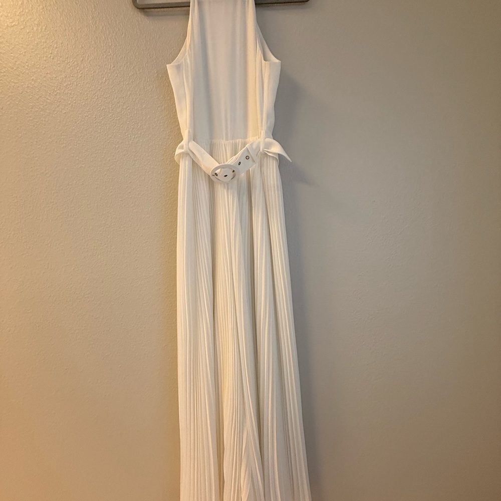 Elegant White Wide Leg Pleated Jumpsuit